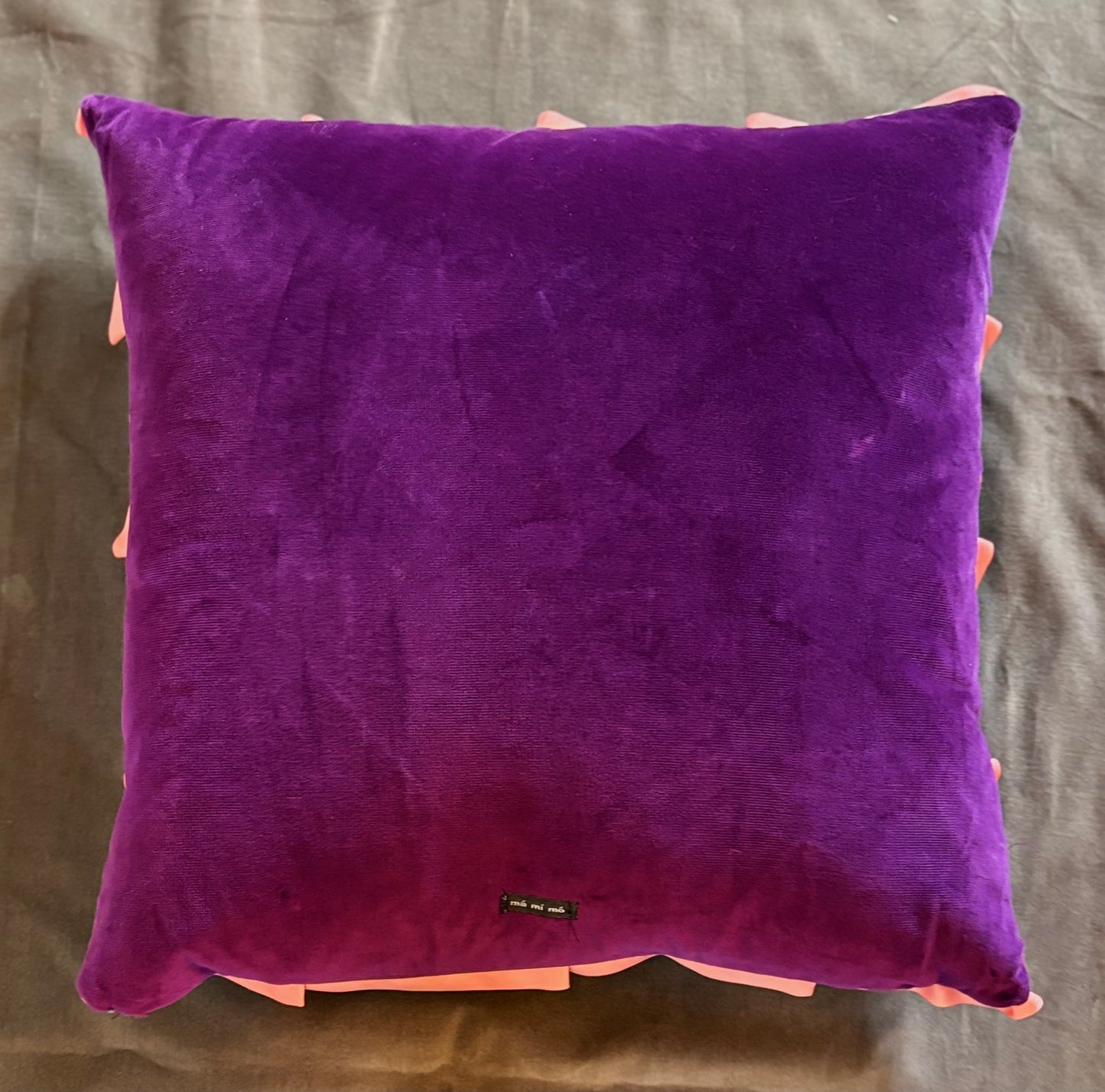 Púði-Cushion