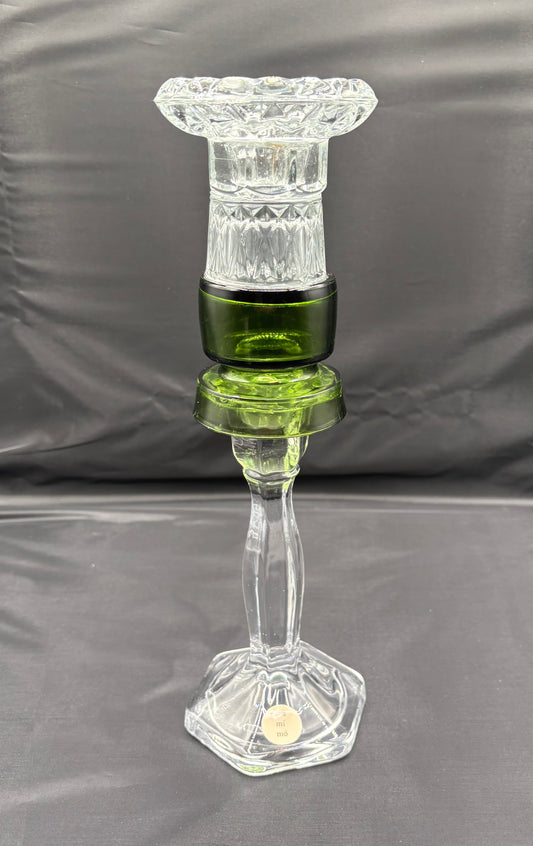 Kertastjaki með grænu