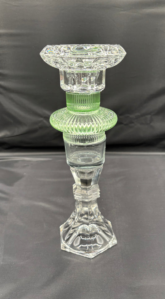 Kertastjaki með ljósgrænu