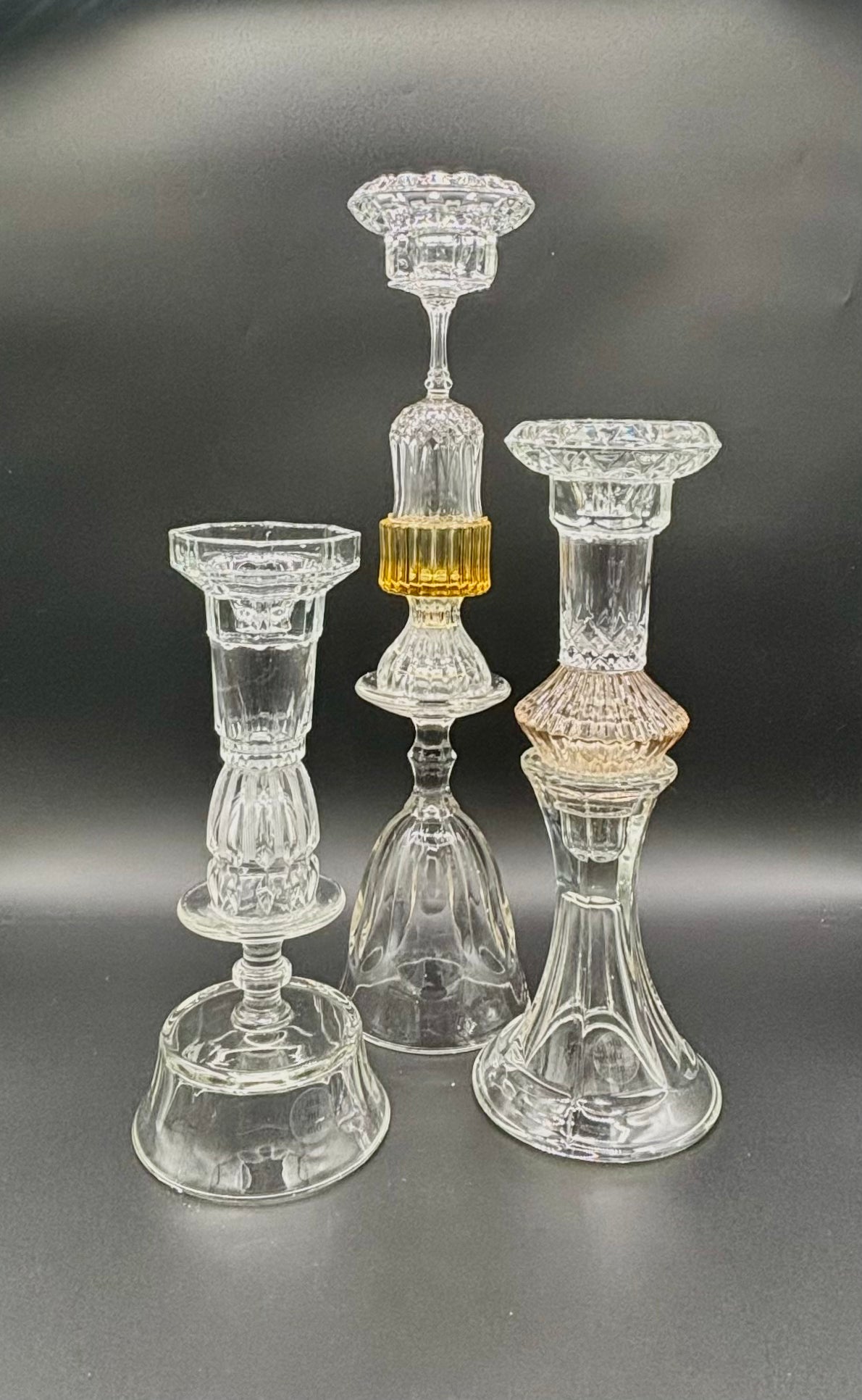 Kertastjaki með gulu