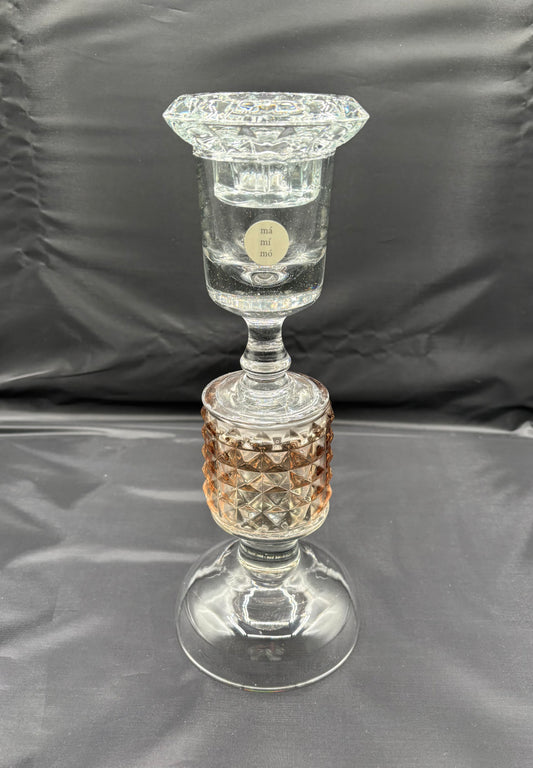 Kertastjaki með ljósbrúnu