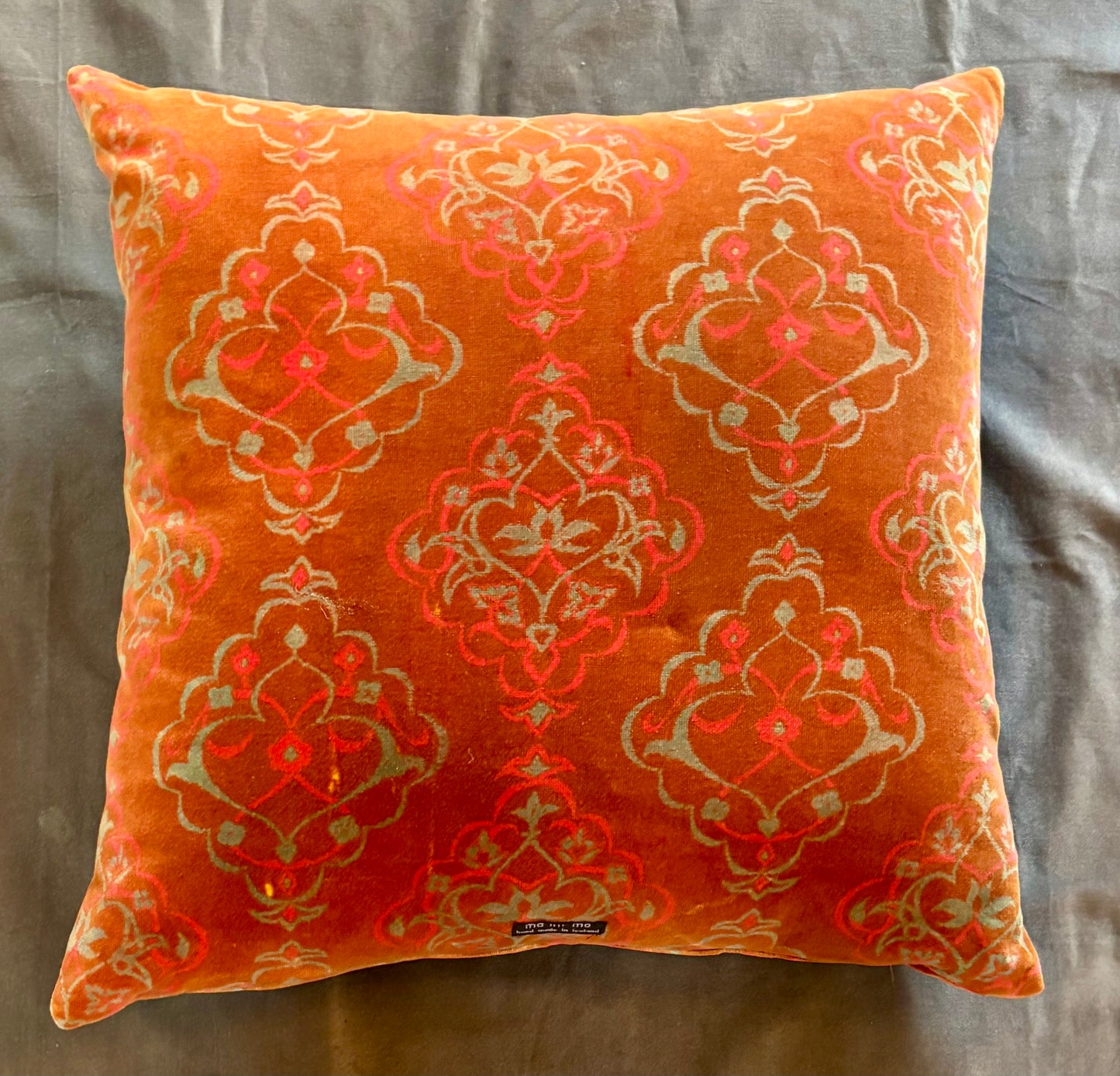 Púði-Cushion