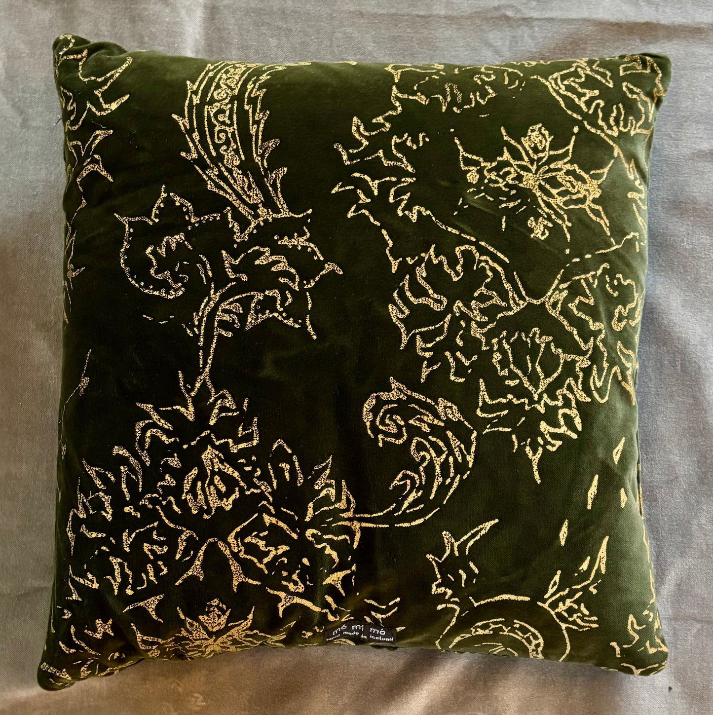Púði-Cushion