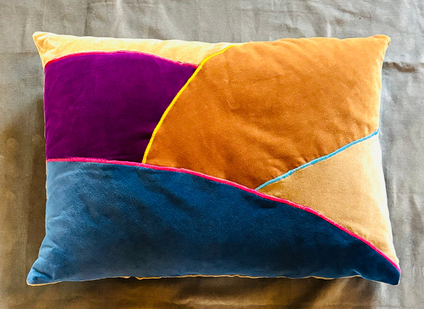 Púði-Cushion