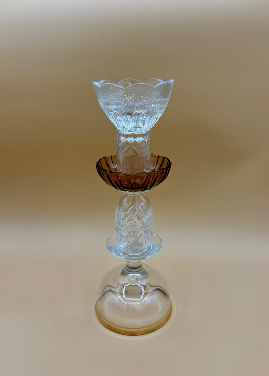 Kertastjaki með brúnni skál