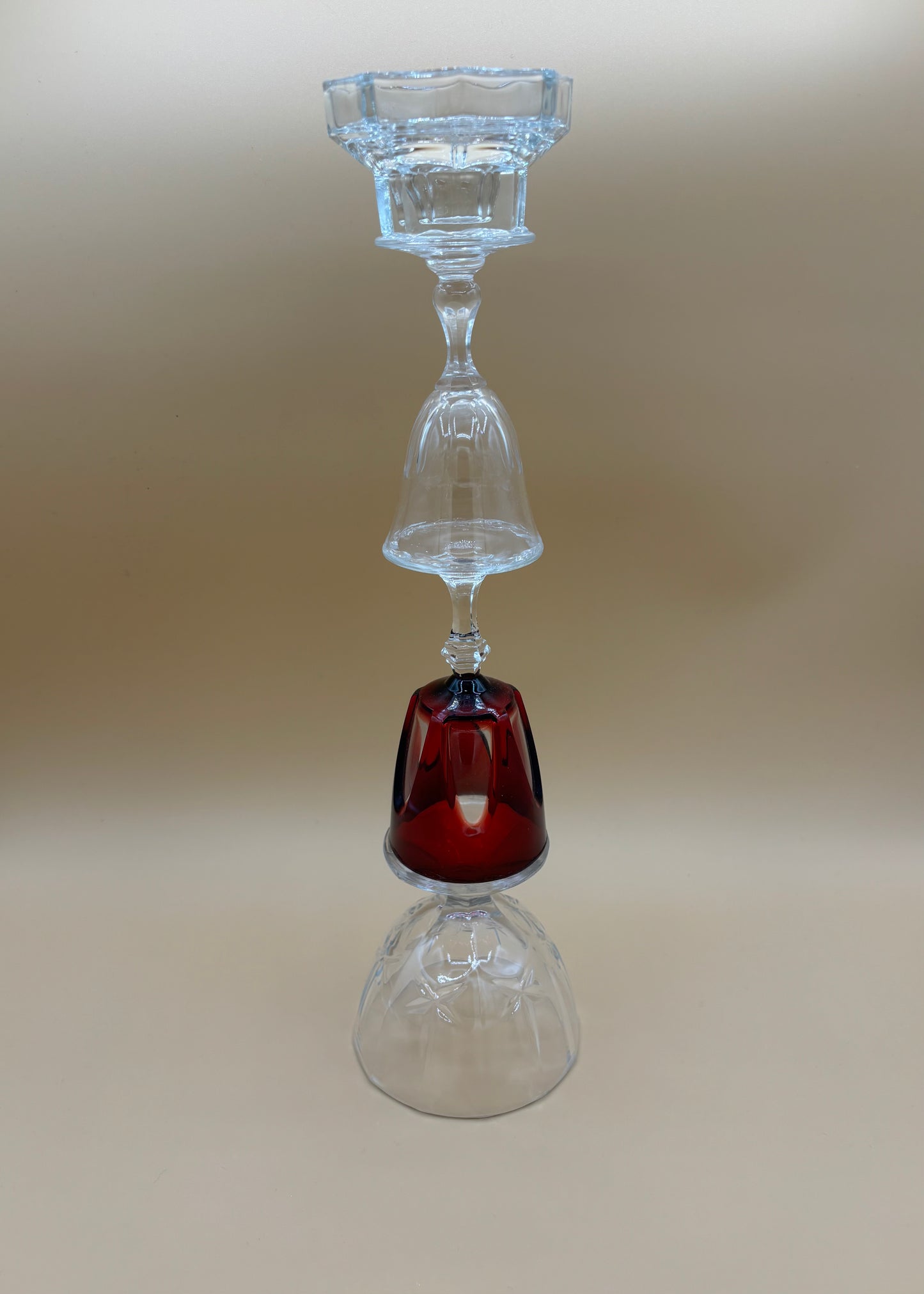 Kertastjaki með rauðu II