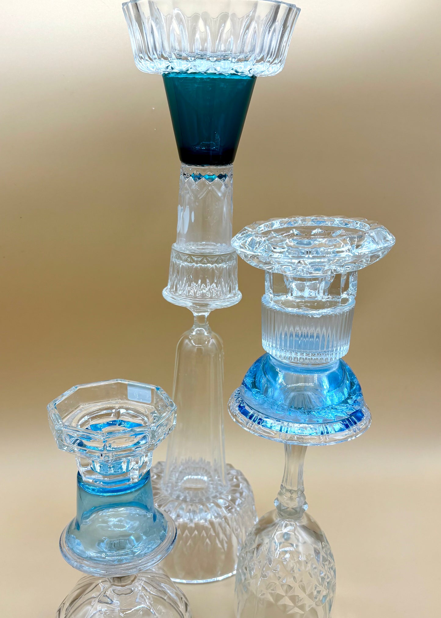 Kertastjaki með grænbláu