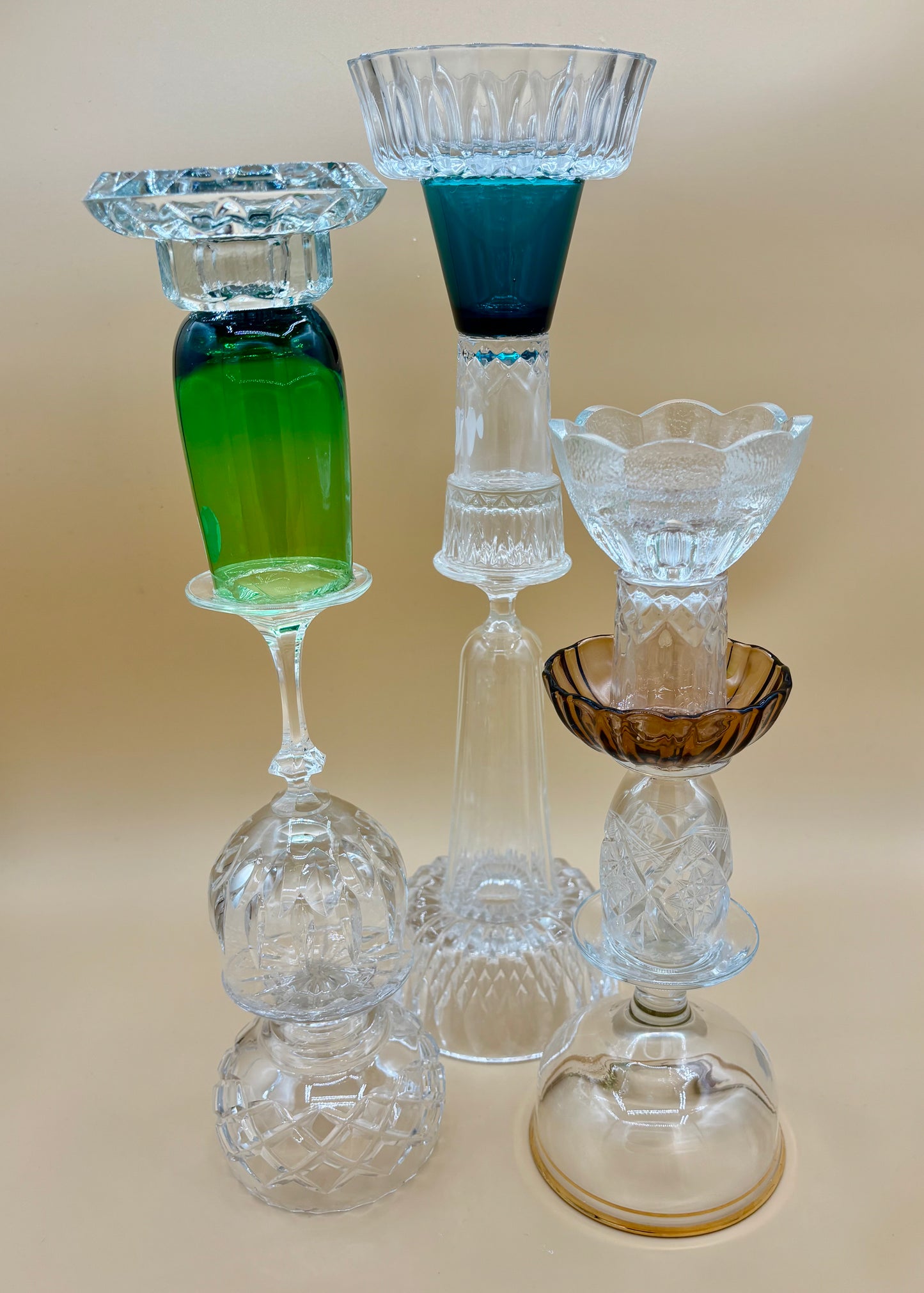 Kertastjaki, endurunnið gler og kristall