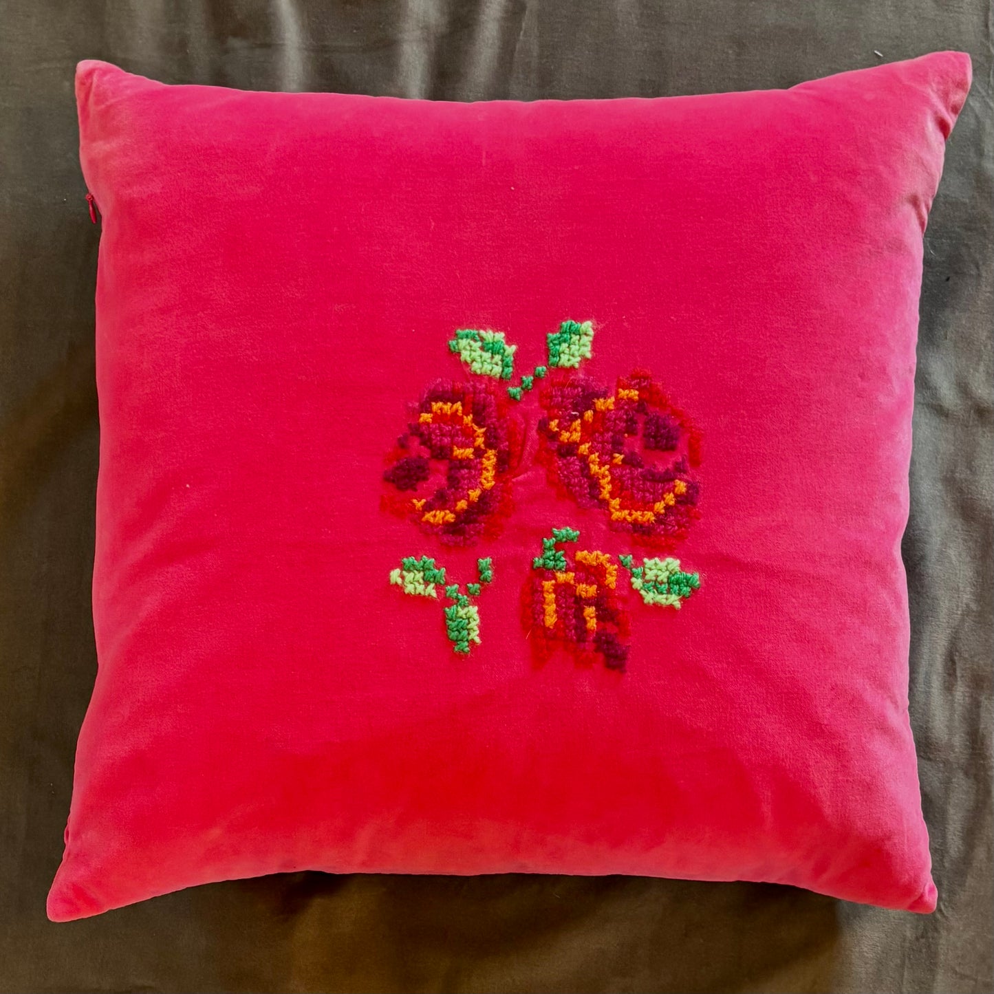 Púði-Cushion