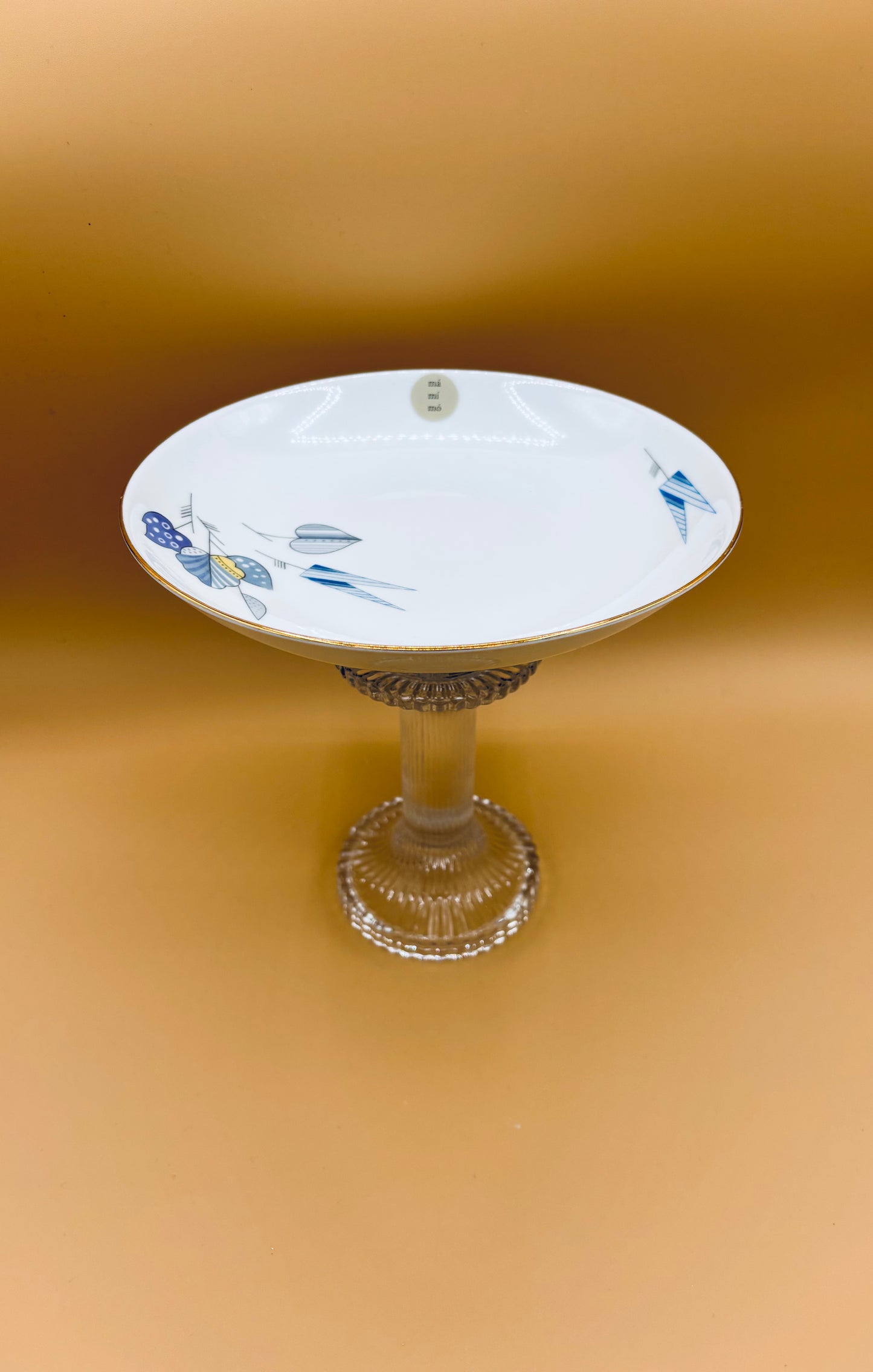 Kökudiskur á fæti 20,5 cm